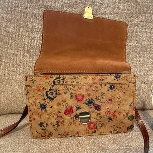 Patricia Nash Prairie Rose Floral Leather Crossbody Bag, Locri Purse, NWT - Picture 6 of 9